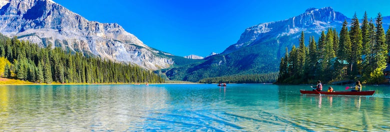 emerald lake in BC Canada