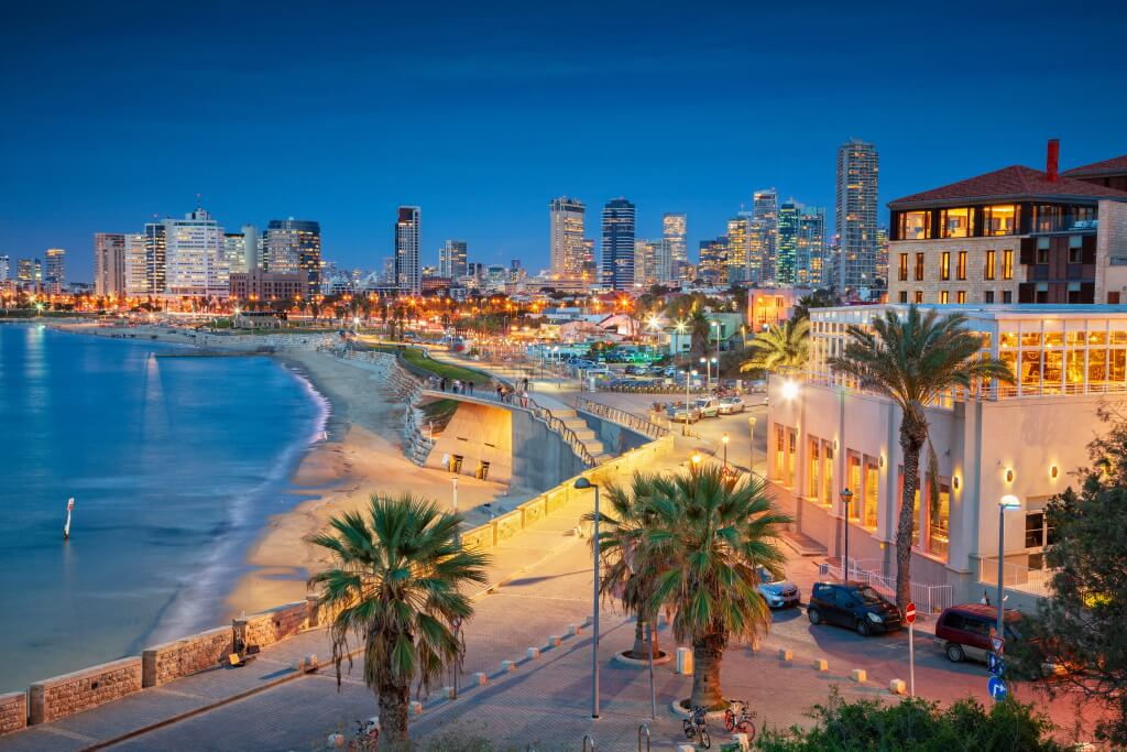 tel aviv at night